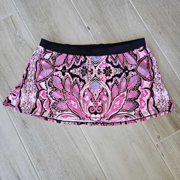 Cacique/Lane Bryant Pink and Black Patterned Skater Style Swim Skirt, Sz 16 EUC - Picture 1 of 6